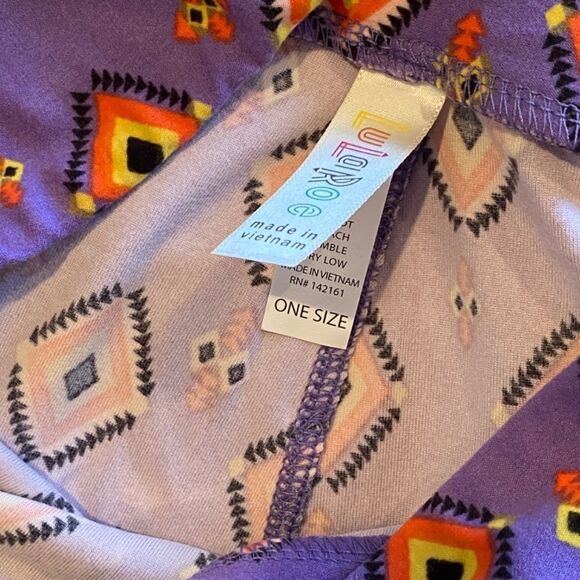 1251 LuLaRoe Leggings Size OS Purple Black Diamond Abstract Print New - Picture 3 of 4